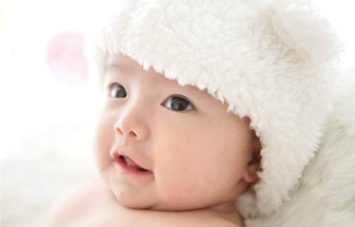 さいたま市大宮、豊島区池袋の写真館、フォトスタジオラヴューのベビーフォト