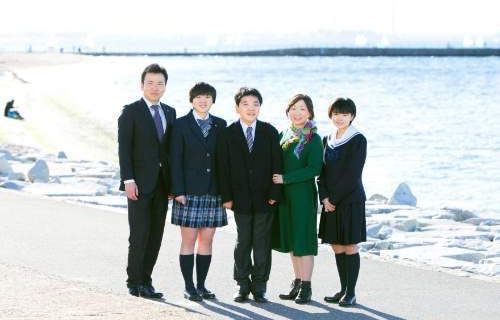 さいたま市大宮、豊島区池袋の写真館、フォトスタジオラヴューの家族写真