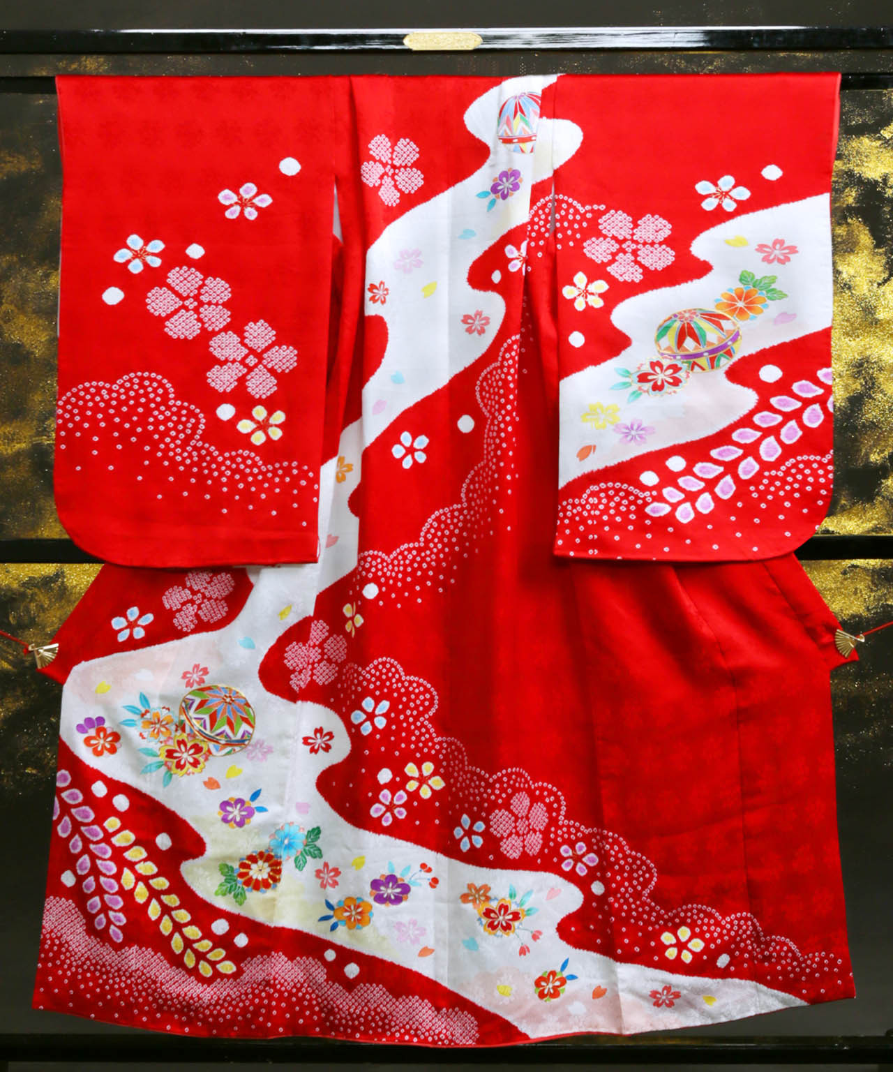 ラヴュー特選、七五三のお着物「正絹」_七歳_赤２