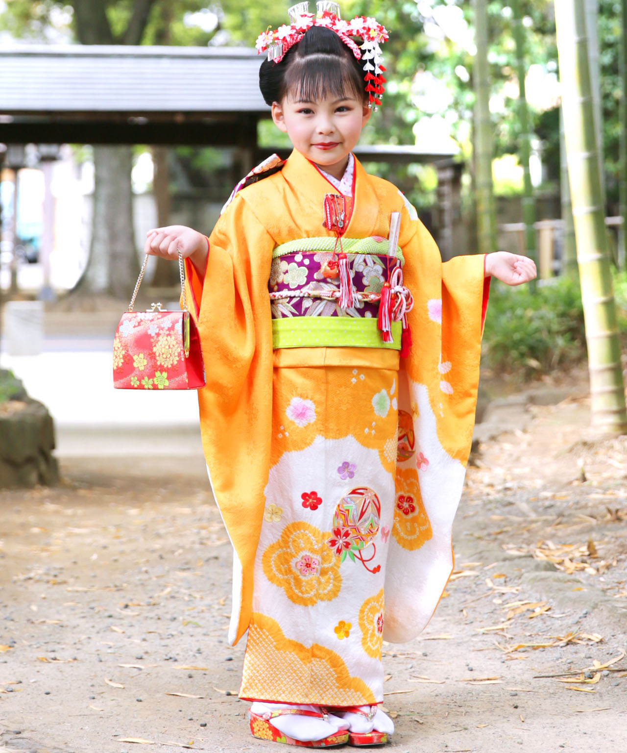 ラヴュー特選、七五三のお着物「正絹」_七歳_山吹色１