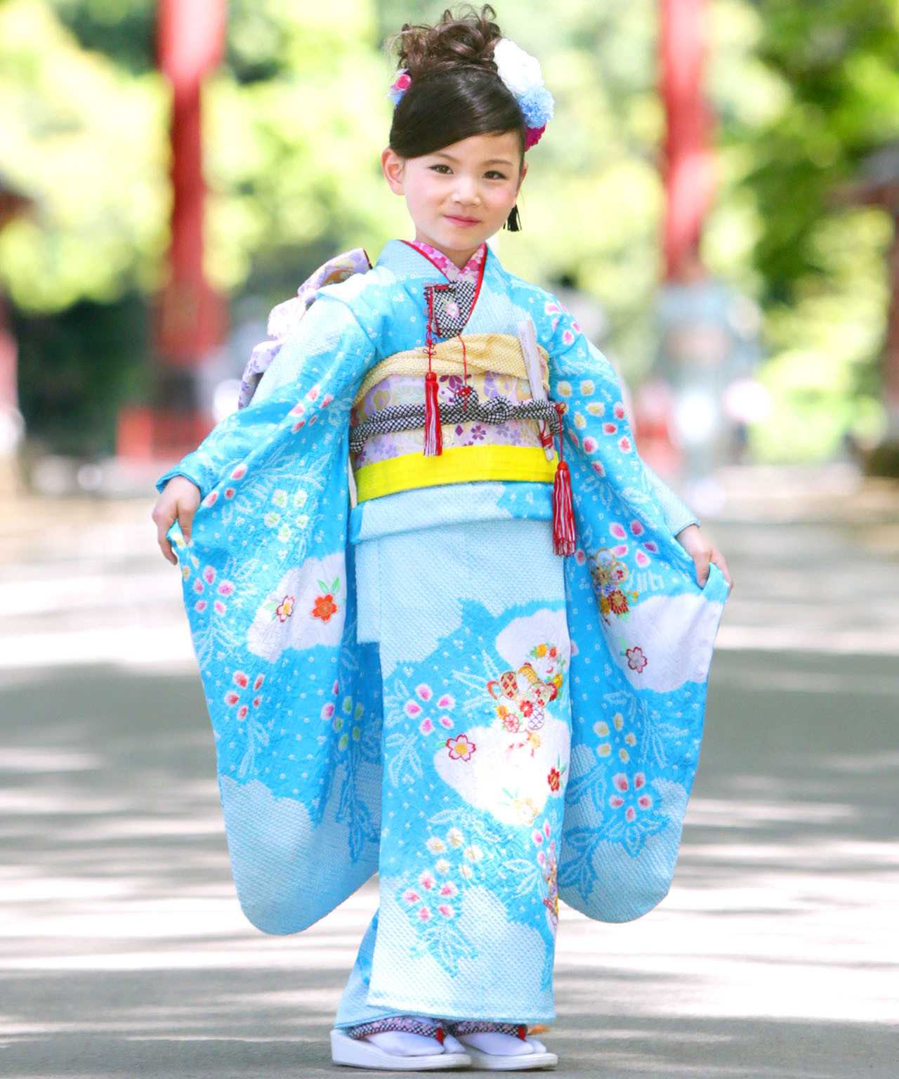 七五三着物 7歳 女の子 四つ身着物 単品 桜にマリ 水色 販売 購入 - 和服