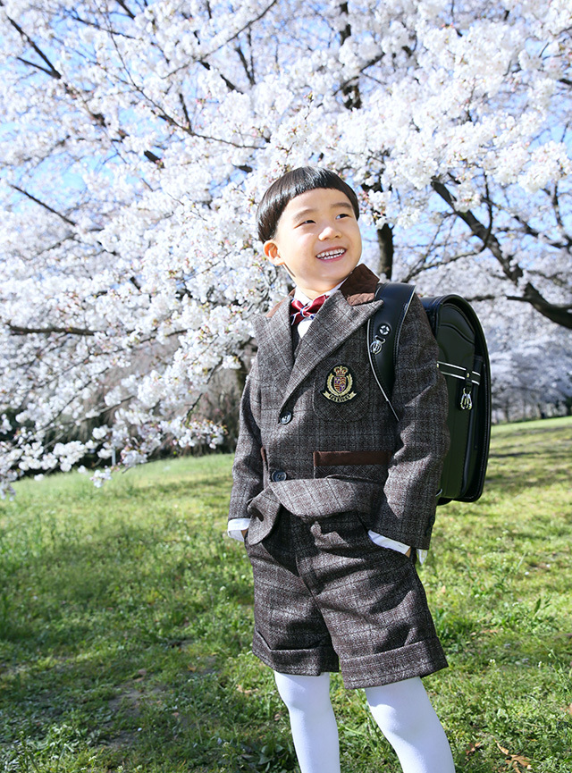 さいたま市大宮フォトスタジオラヴュー本店で撮影されたロケ入学記念写真7