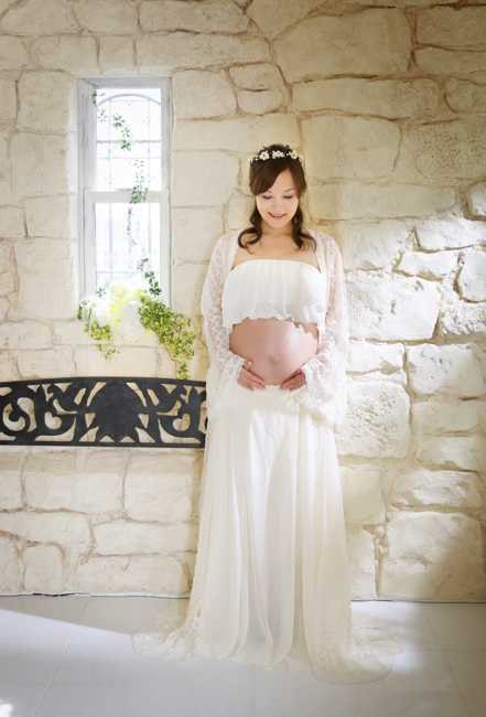 さいたま市大宮フォトスタジオラヴュー本店で撮影されたマタニティフォト３