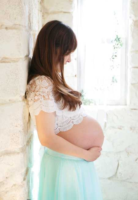 さいたま市大宮フォトスタジオラヴュー本店で撮影されたマタニティフォト１３