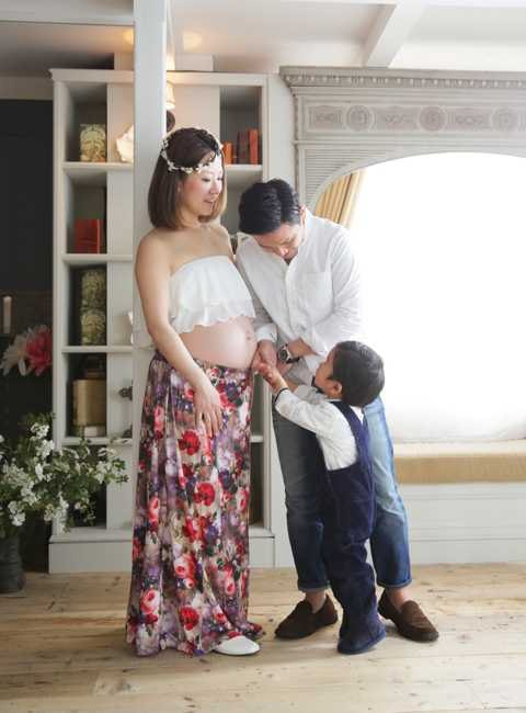 さいたま市大宮フォトスタジオラヴュー本店で撮影されたマタニティフォト１８