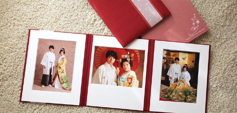 さいたま市大宮フォトスタジオラヴュー本店のウェディングフォト、三面台紙仕上げ