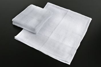 さいたま市大宮、豊島区池袋の写真館、フォトスタジオラヴューの七五三の三歳の衣裳持ち込みリスト：１２_タオル