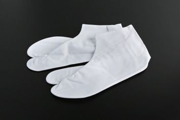 さいたま市大宮、豊島区池袋の写真館、フォトスタジオラヴューの成人振袖の衣裳持ち込みリスト：１６_足袋