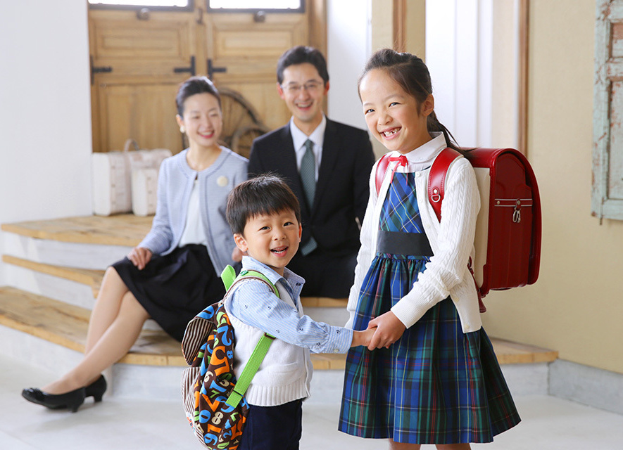 さいたま市大宮フォトスタジオラヴュー本店で撮影されたロケ入学記念写真８