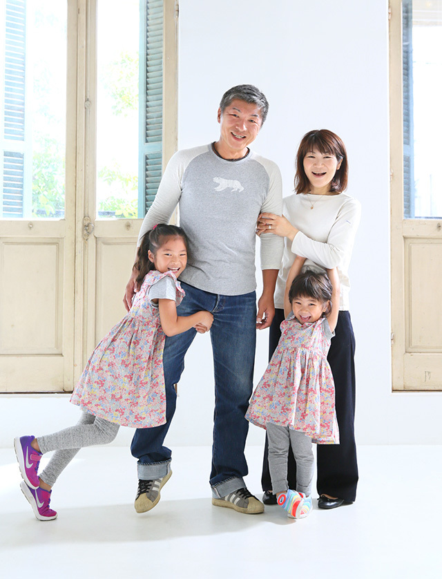 さいたま市大宮フォトスタジオラヴュー本店で撮影された家族写真１