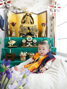 豊島区池袋の写真館、西武写真館ラヴューで撮影された端午の節句記念写真２