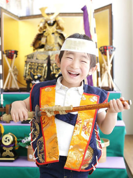 豊島区池袋の写真館、西武写真館ラヴューで撮影された端午の節句記念写真４