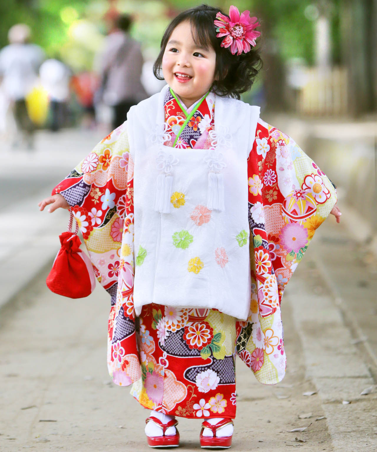 ラヴュー特選、七五三のお被布「正絹」_三歳_赤絵羽_白