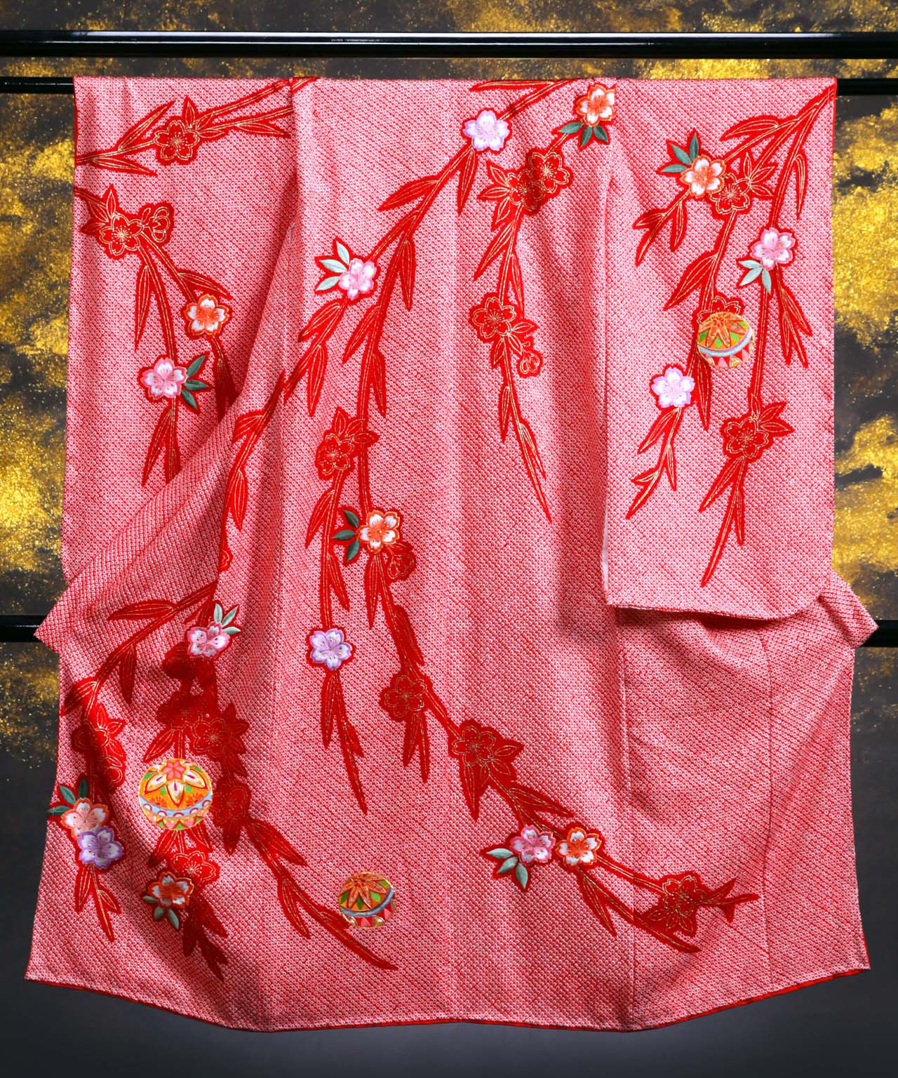 ラヴュー特選、七五三のお着物「正絹」_七歳_赤_絞り2_２