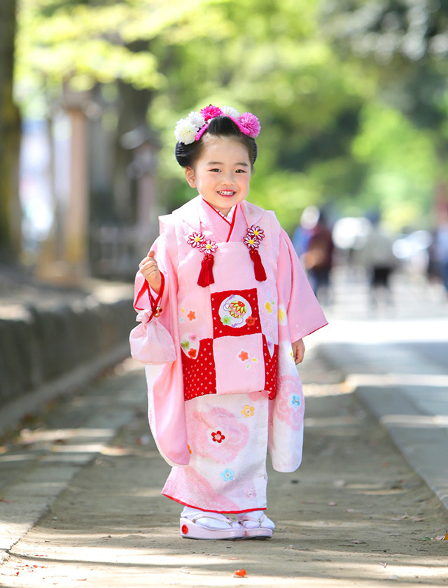 さいたま市　大宮　フォトスタジオラヴュー本店　ロケーション　七五三記念写真