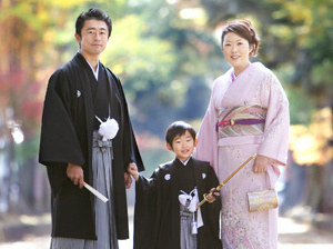 さいたま市大宮、豊島区池袋の写真館、フォトスタジオラヴューの訪問着の衣裳持ち込みリスト