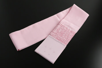 さいたま市大宮、豊島区池袋の写真館、フォトスタジオラヴューの七五三の七歳の衣裳持ち込みリスト：６_伊達締め