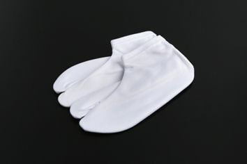 さいたま市大宮、豊島区池袋の写真館、フォトスタジオラヴューの七五三の五歳の衣裳持ち込みリスト：１０_足袋