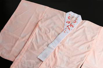 さいたま市大宮、豊島区池袋の写真館、フォトスタジオラヴューの十三参りの衣裳持ち込みリスト：４_長襦袢