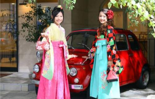 さいたま市大宮、豊島区池袋の写真館、フォトスタジオラヴューの「卒業袴」記念写真、レンタル袴