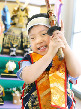 豊島区池袋の写真館、西武写真館ラヴューで撮影された端午の節句記念写真８